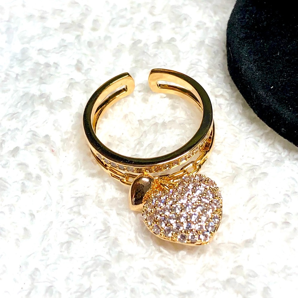 Yellow gold ring with pave heart-charm ring